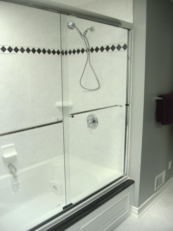 European Shower Doors | Farmington Bathroom Remodel | Ferndale
